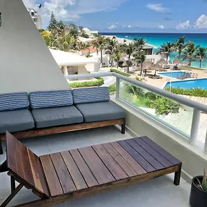 https://cancun-beach-apartment-ocean-view-brisas-4101.quintano-roohotels.com