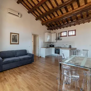 https://palazzo-altieri-penthouse.it-romehotels.com